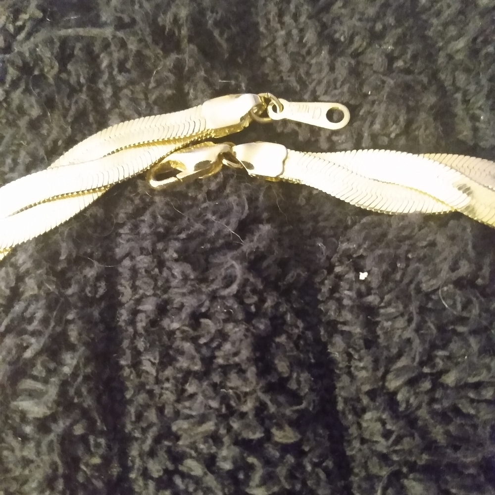 Necklace - Picture 5 of 7